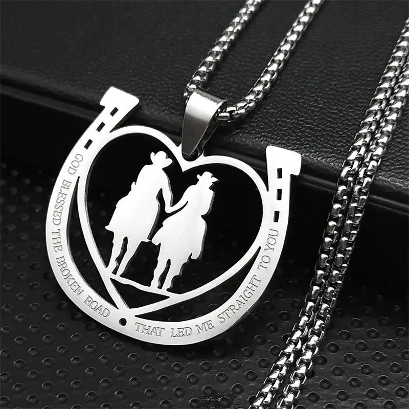 Horseshoe Necklace with heart design, featuring couple silhouette, stainless steel, romantic gift for partners.