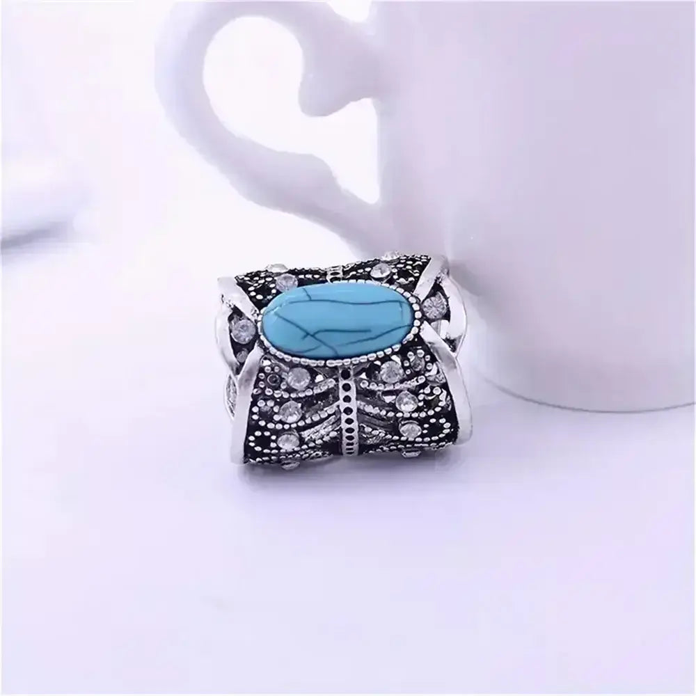 Tie Ring, Rustic Hollowed Scarf Rhinestone Brooch Scarf Ring - The Best New Thing