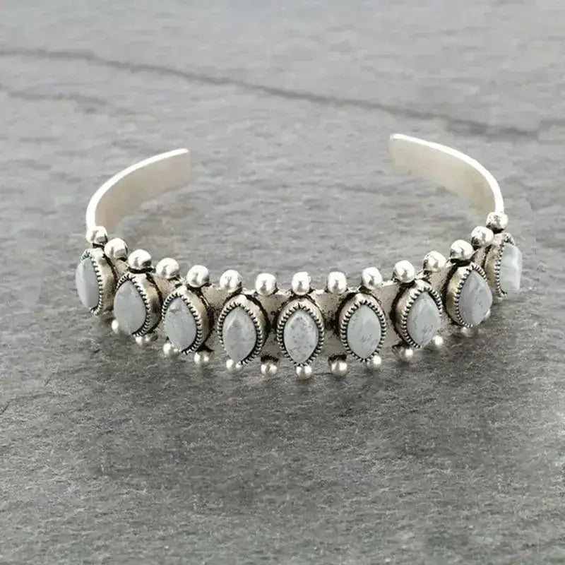 Vintage Western Turquoise Bracelet Tibet Bohemian Jewelry - White - Jewelry